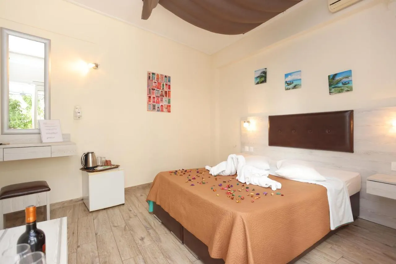Summer Beach Hotel Polychrono